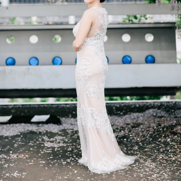 Womens Engagement/Prom/Wedding Maxi Dress Medium | Color: Silver | Size: M